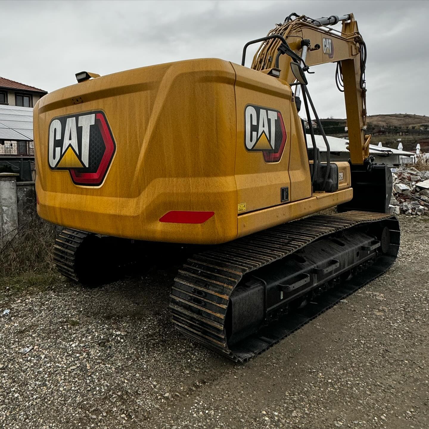 CAT 320
