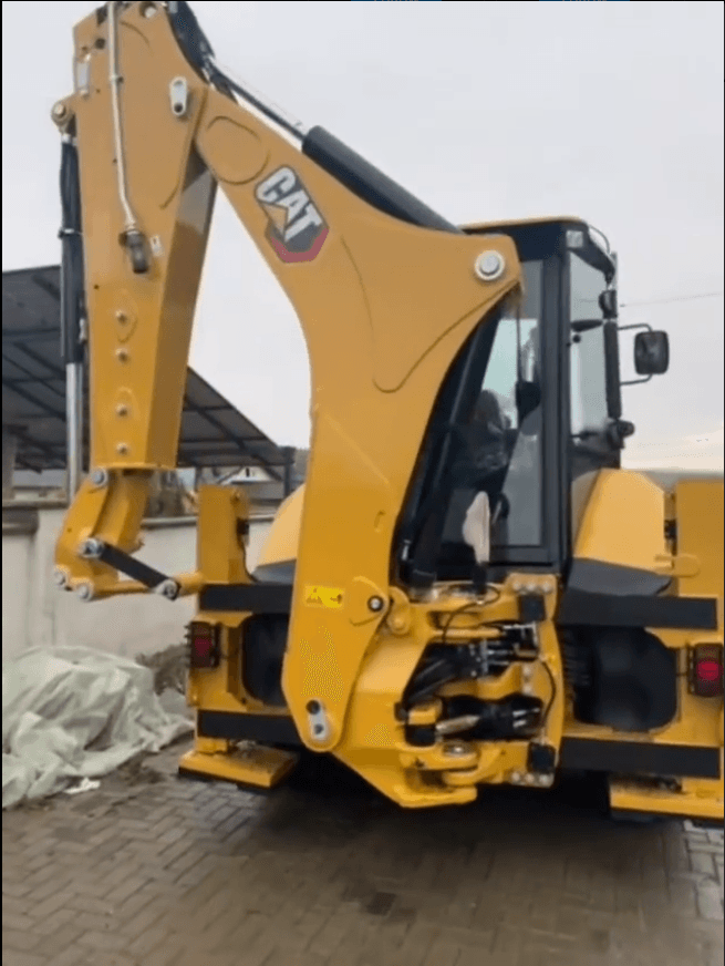 CAT 428